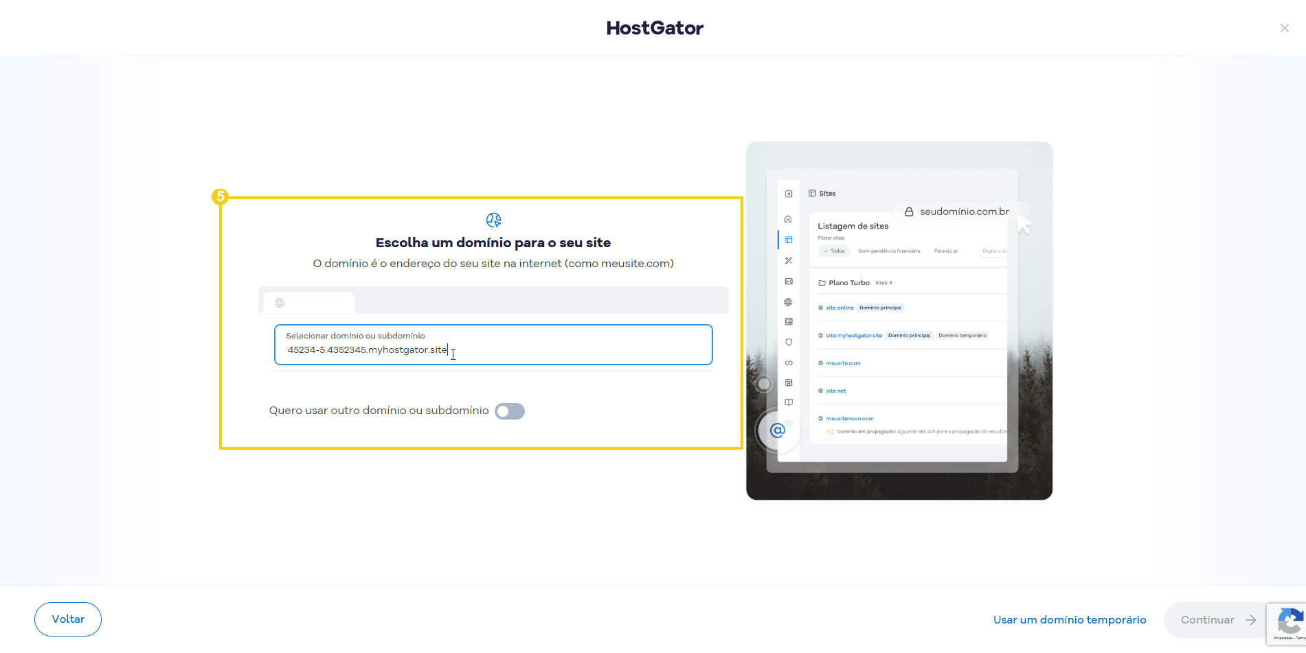 Tela de cadastro de domínio para site na plataforma HostGator, com campo de pesquisa e opções de domínio, mostrando facilidade em escolher e registrar domínios