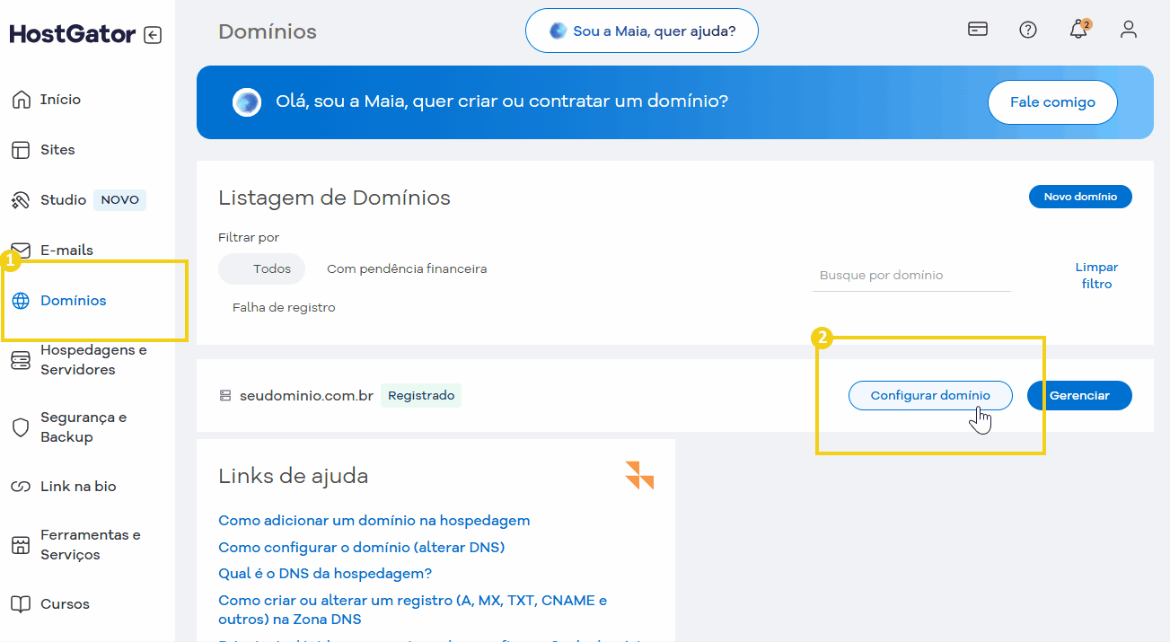 Tela de painel de gerenciamento de domínios na HostGator, destacando as opções de listar e configurar domínios, com foco no botão 'configurar domínio