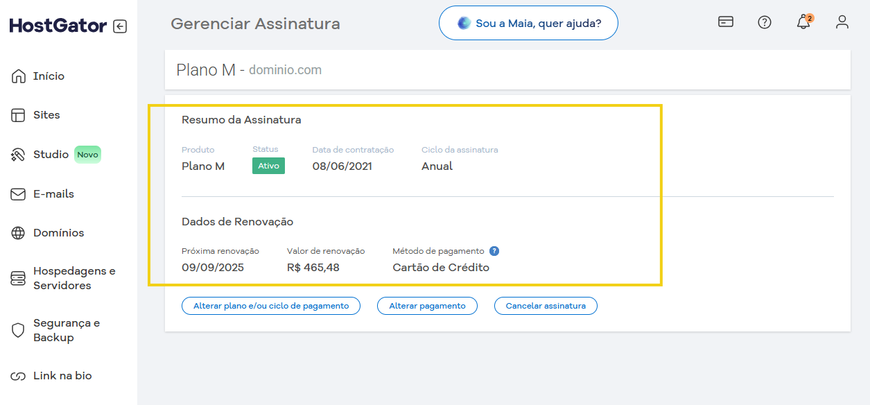 Tela de gerenciamento de assinatura no painel do HostGator mostrando detalhes de plano M, status ativo, data de contratação, valor de renovação e método de pagamento.