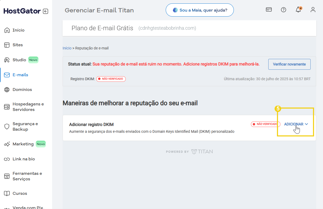 Tela do painel do HostGator mostrando a opção de adicionar registro DKIM para melhorar a reputação do e-mail, na plataforma Titan.