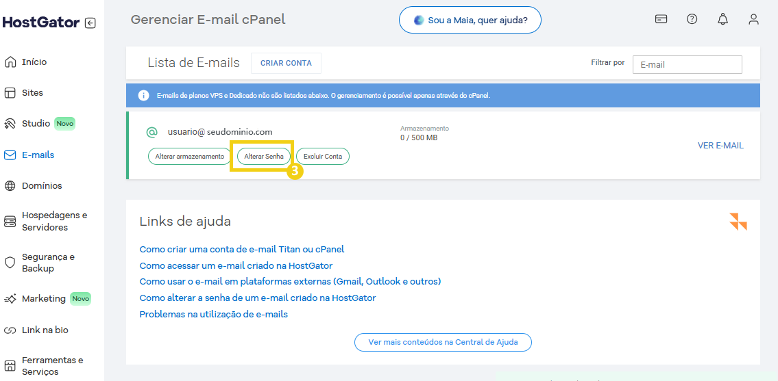 Interface do painel de gerenciamento de e-mails do cPanel, destacando a opção de alterar senha para facilitar a gestão de contas de e-mail.