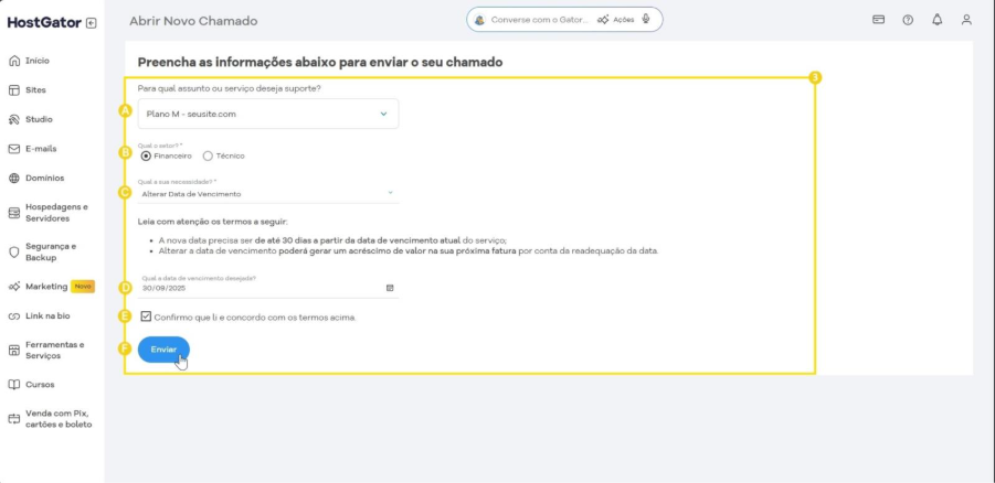 A imagem mostra Interface de 'Abrir Novo Chamado' no Portal do Cliente, exibindo um formulário em destaque para solicitação de suporte financeiro.