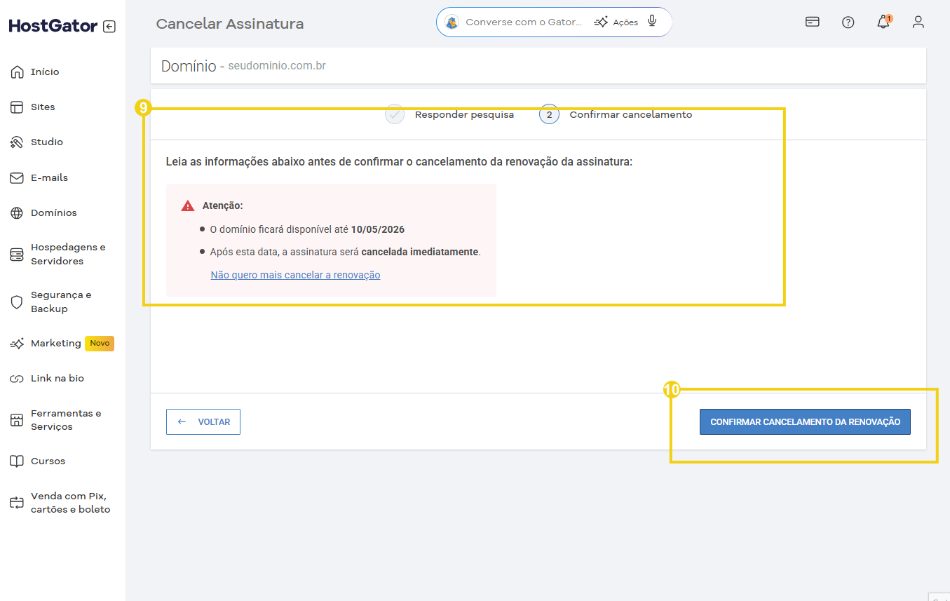  Imagem de tela do painel do HostGator mostrando o processo de cancelamento de renovação de domínio no painel de controle. Destaca o aviso de disponibilidade do domínio e o botão para confirmar o cancelamento.
