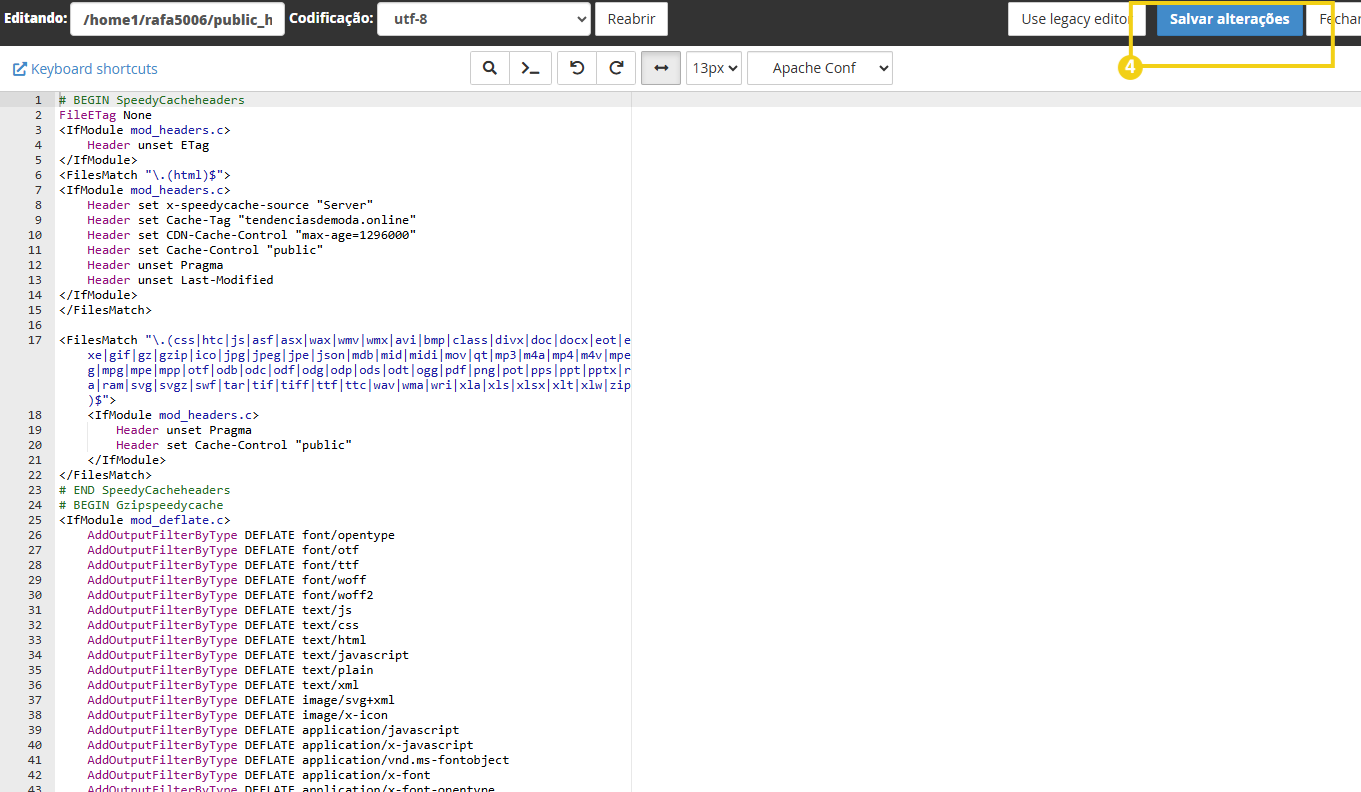 Tela de gerenciamento do cPanel, destacando a tela de edição de códigos de um arquivo. Com a opção Salvar alterações destacada do menu superior direito
