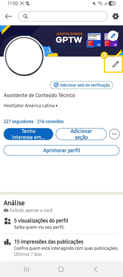 Imagem mostra tela do perfil do Linkedin aberto, dando destaque ao ícone de lápis para edição