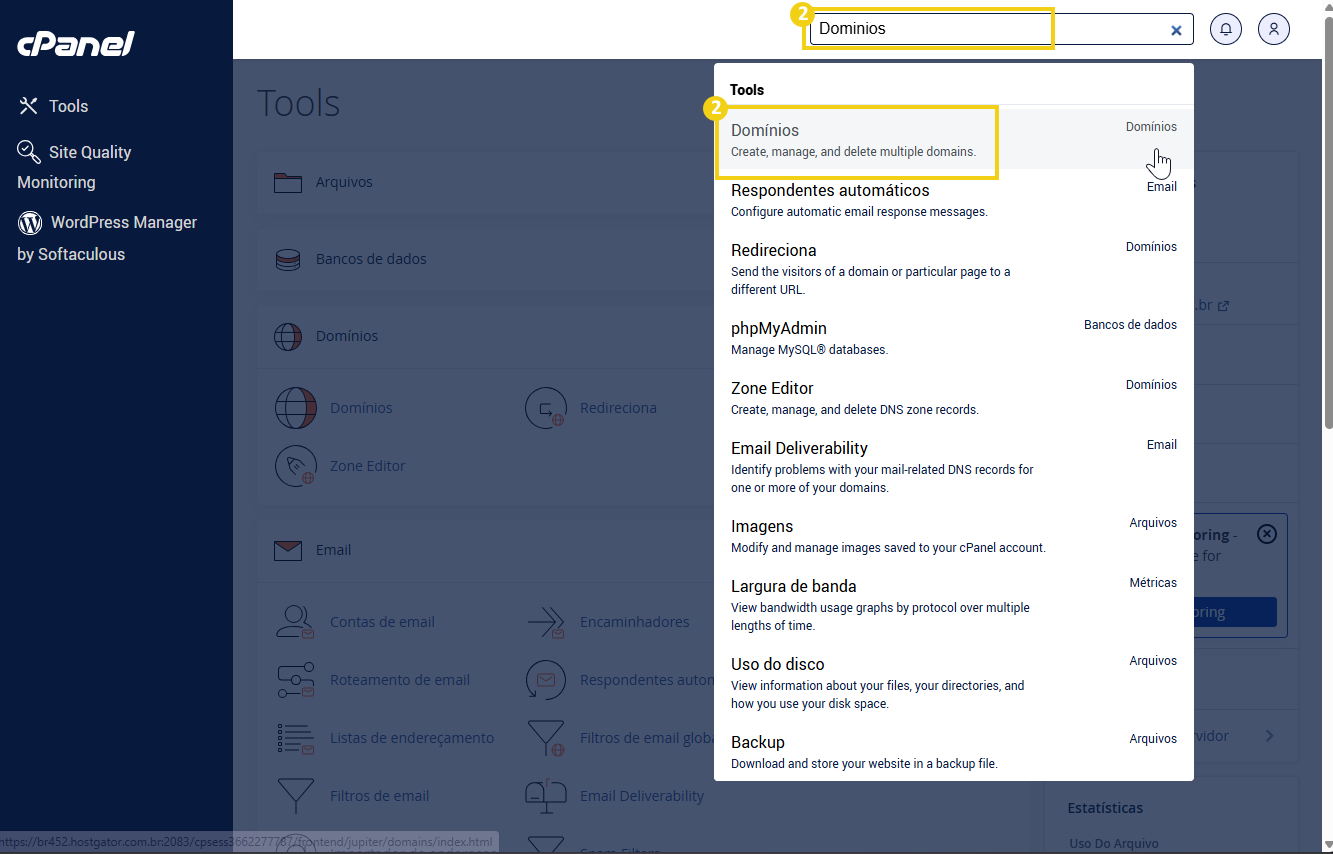 Imagem mostrando o painel do cPanel com a ferramenta de gerenciamento de domínios aberta, destacando a busca pela opção Dominios 