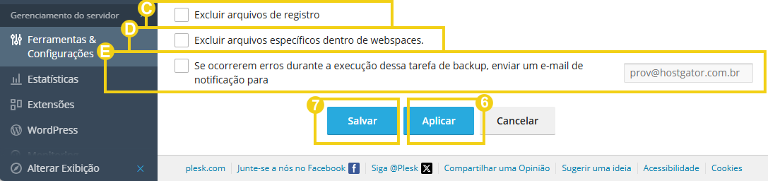 Imagem mostra o painel do Plesk na área de gerenciamento do backup e a marcação nas configurações finais e conclusão
