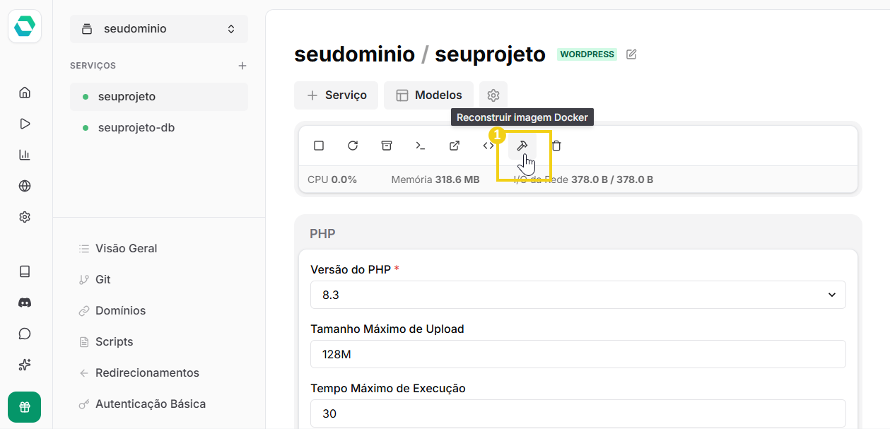 Imagem mostra painel do EasyPanel, com destaque ao botão "Reconstruir imagme docker"