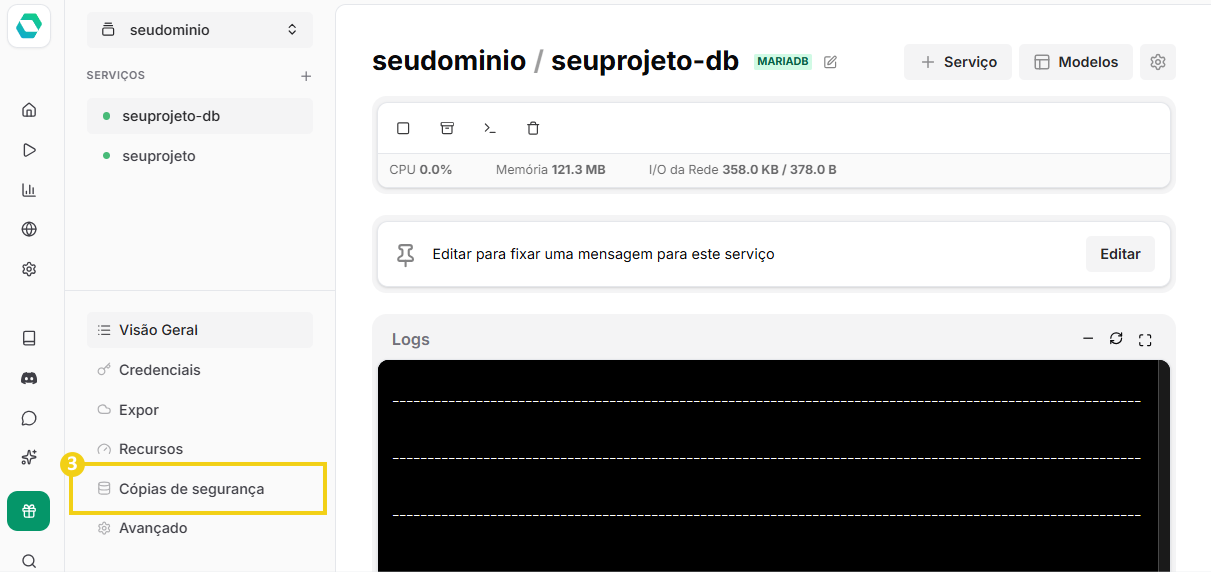 Imagem da área de gerenciamento de banco de dados, destacando a opção "cópias de segurança" do menu lateral