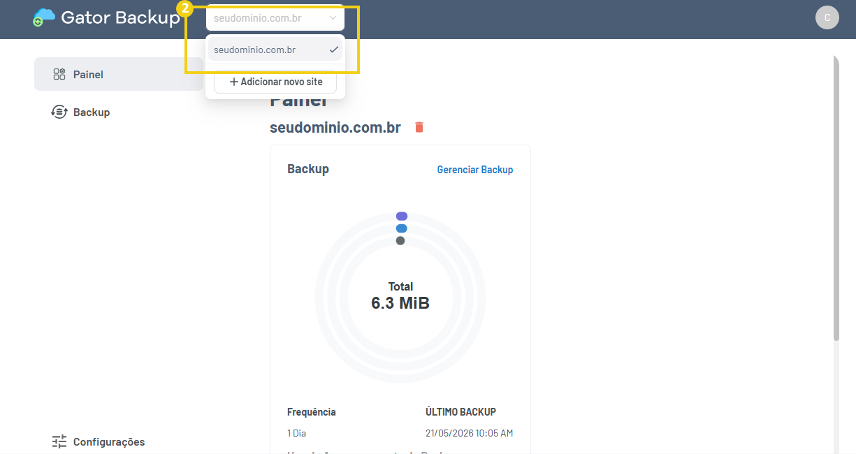 Imagem mostra painel de gerenciamento da ferramenta de backup, destacando campo que mostra a listagem de domínios.