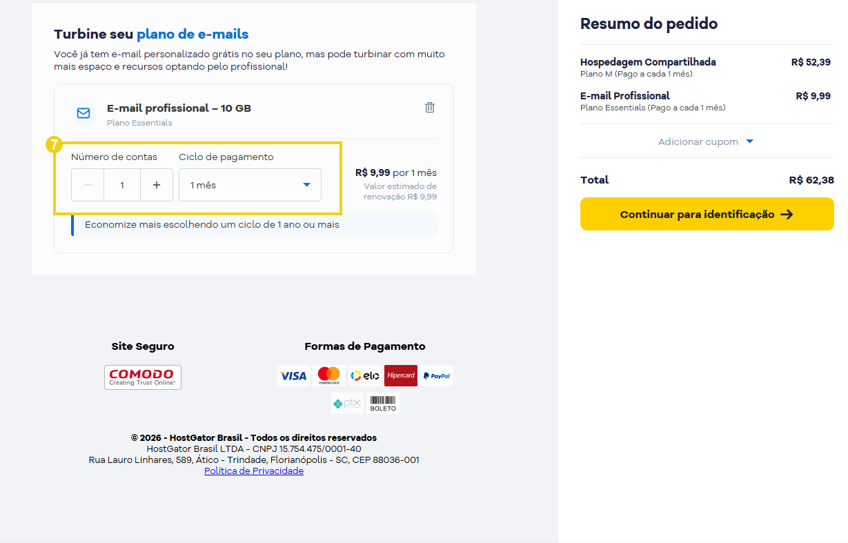Imagem do carrinho, indicando a área "turbine seu plano de e-mails", mostrando o número de contas e ciclo de pagamento que podem ser selecionados