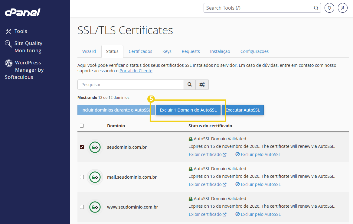 Tela de gerenciador de certificados SSL/TLS no painel cPanel, exibindo domínios com status de certificado, expiração em 2026 e opções como excluir e executar AutoSSL.