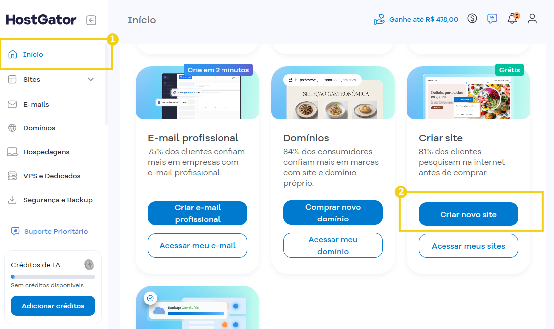 Imagem mostra página inicial do Portal do Cliente HostGator com as opções "Início"  "Criar novo site" destacadas