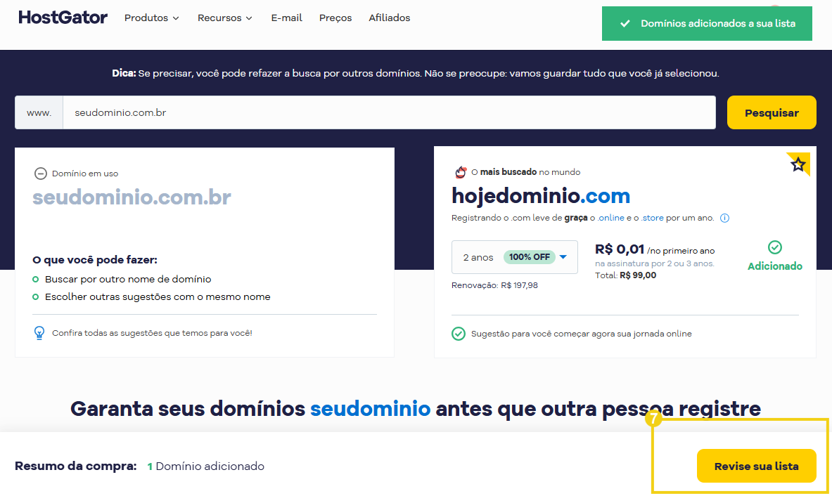 Imagem do site HostGator apresentando opções de domínios e preços promocionais para registrar seu domínio